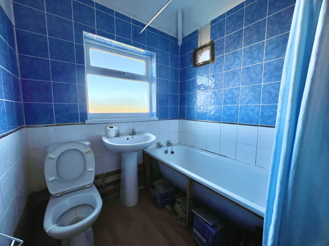 3 bedroom semi detached property in Halesowen.