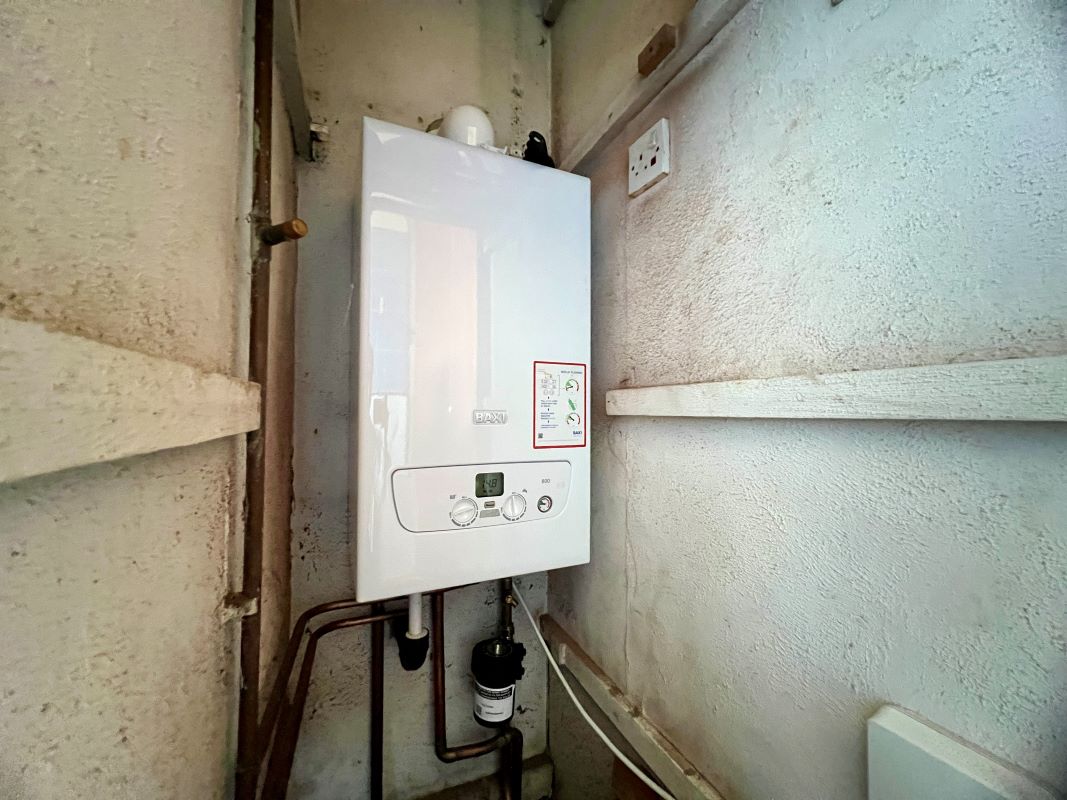 3 bedroom semi detached property in Halesowen.