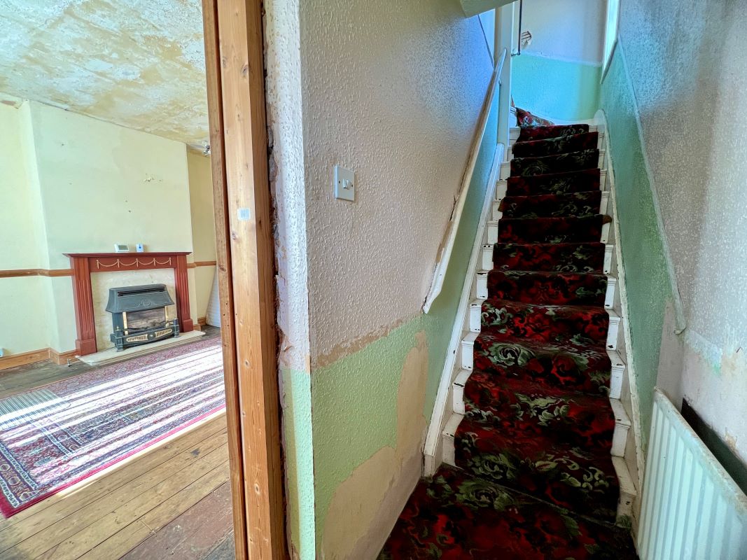 3 bedroom semi detached property in Halesowen.