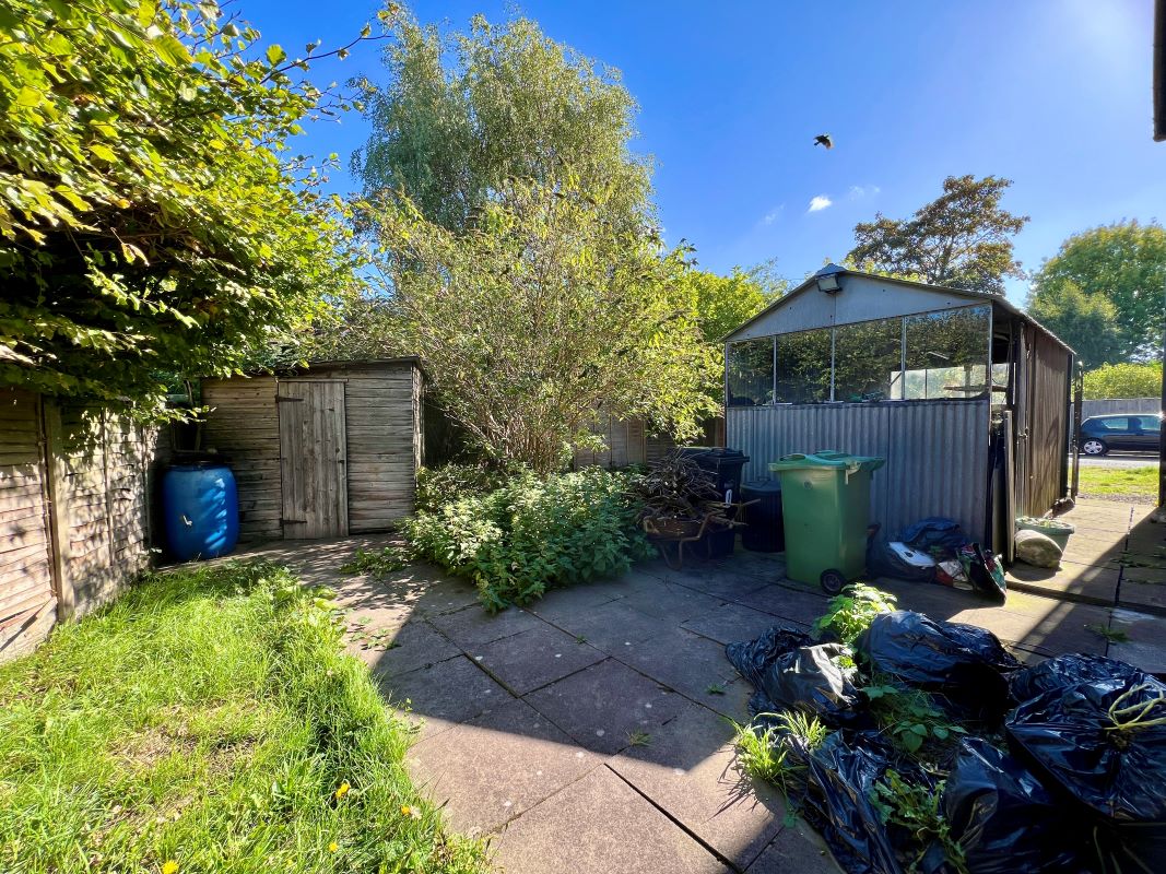 3 bedroom semi detached property in Halesowen.