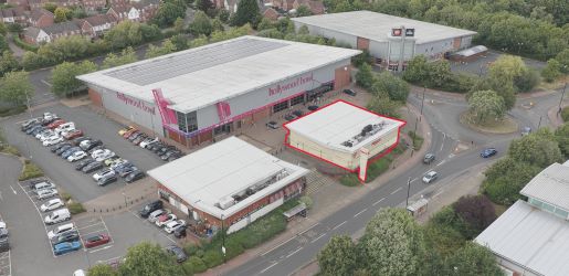 Vacant freehold former restaurant in Rubery
