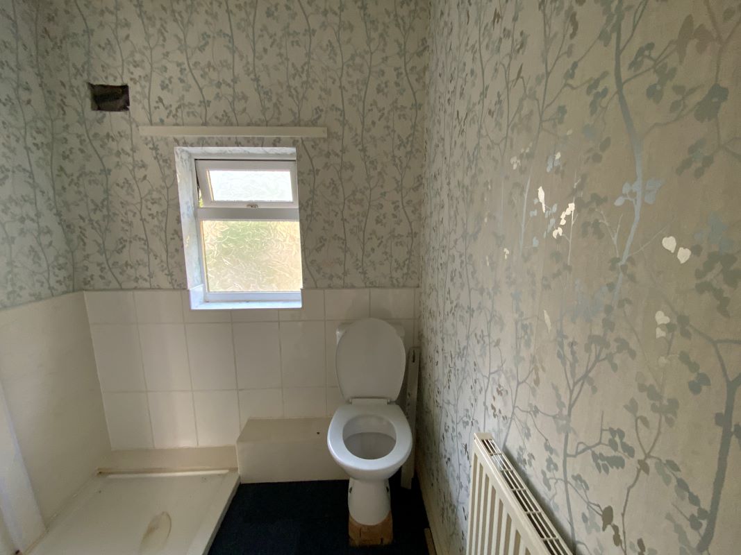 2 bedroom mid terraced property in Wolverhampton