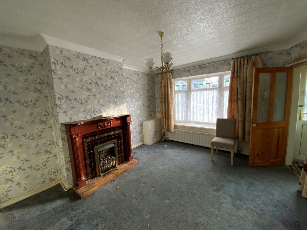 2 bedroom mid terraced property in Wolverhampton