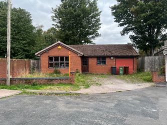 2 bedroom detached bungalow in Willenhall