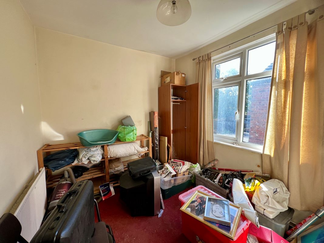 4 bedroom mid terraced property in Brierley Hill