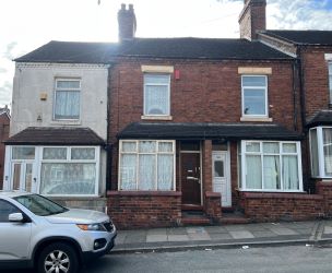 2 bedroom mid terraced property in Stoke on Trent