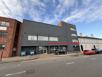 Vacant suite of modern offices in Birmingham