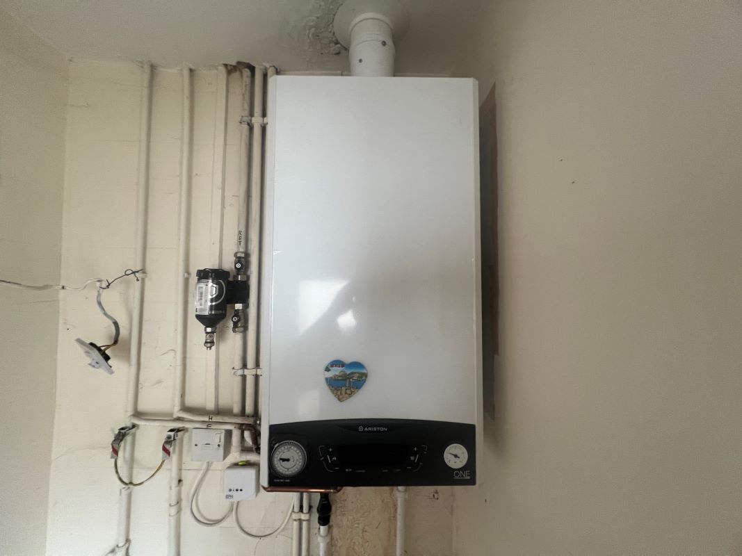 2 bedroom mid terraced property in Stoke on Trent