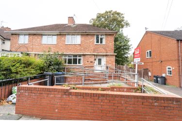 3 bedroom semi detached property in Erdington