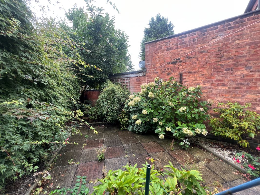 110 Pargeter Street, Walsall, West Midlands, WS2 8RR