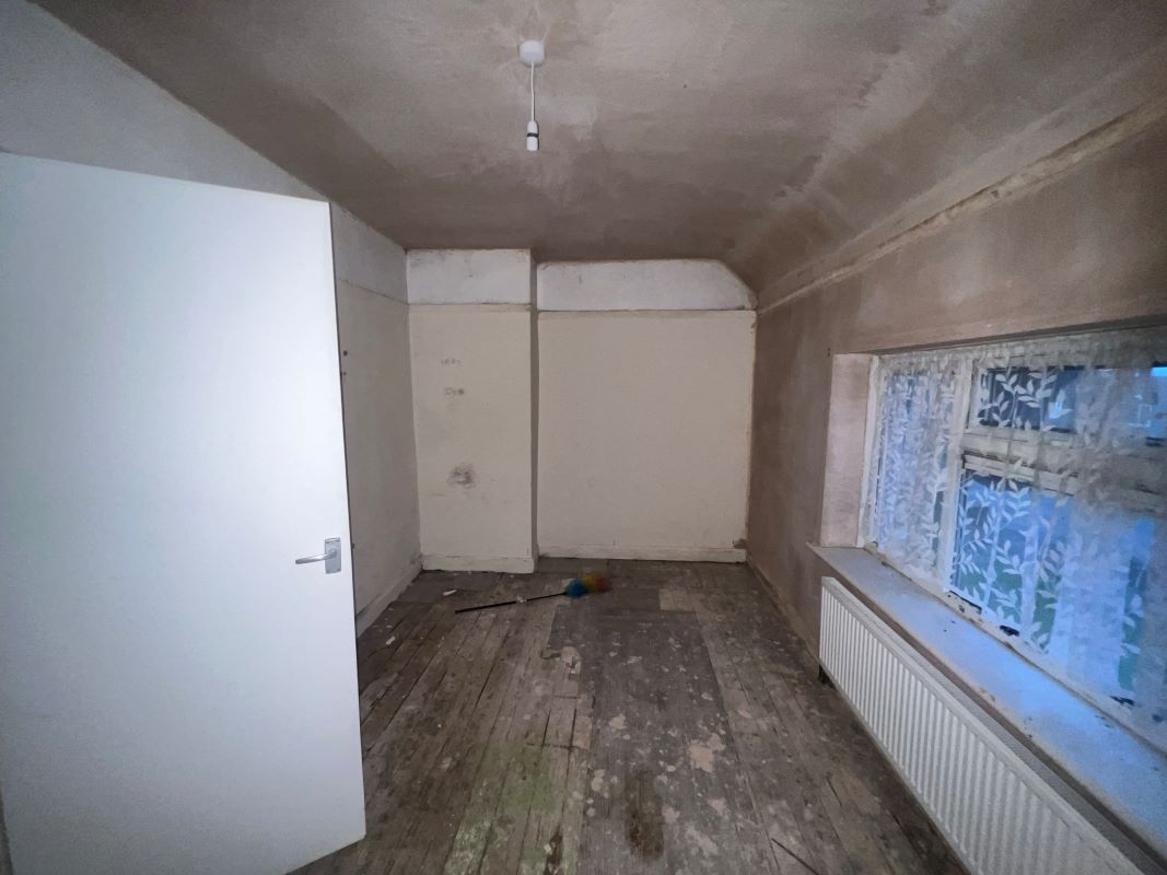 3 bedroom mid terraced property in Walsall