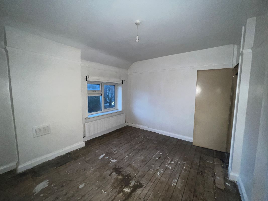 3 bedroom mid terraced property in Walsall
