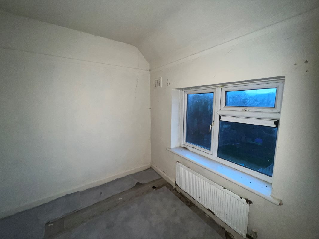 3 bedroom mid terraced property in Walsall