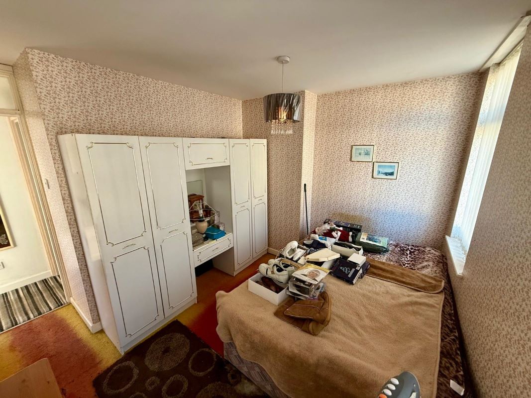 142 Clarence Road, Bilston, WV14 6PG