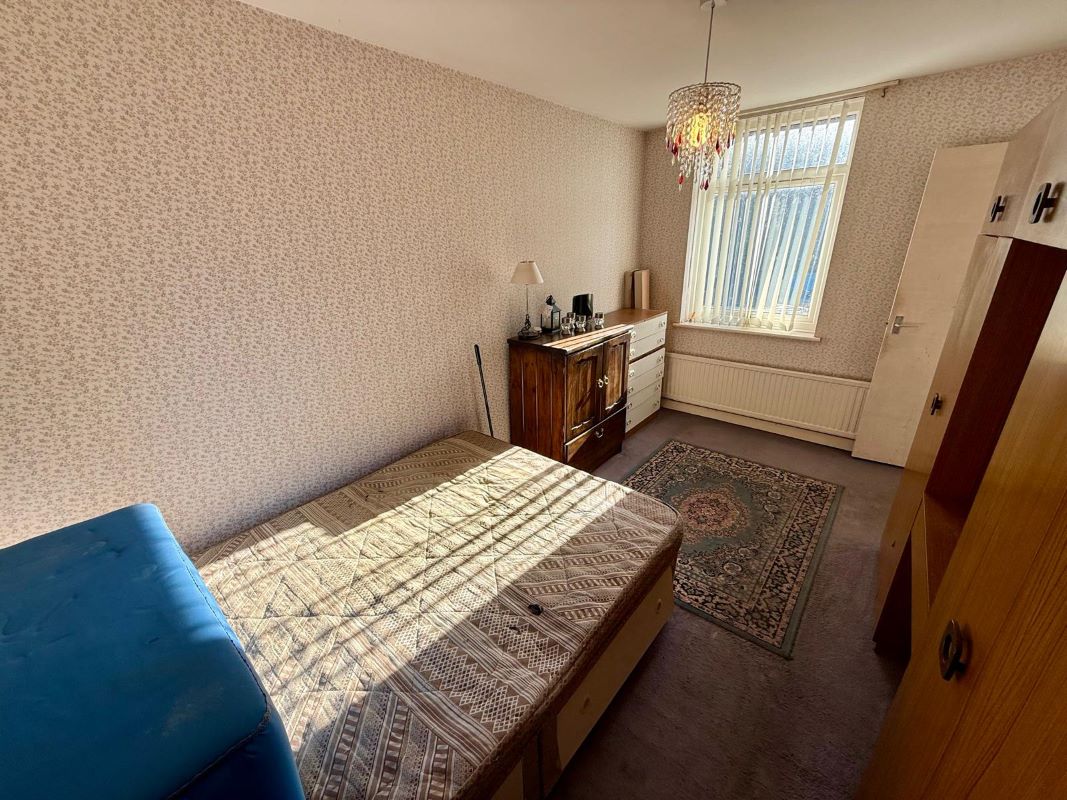 142 Clarence Road, Bilston, WV14 6PG