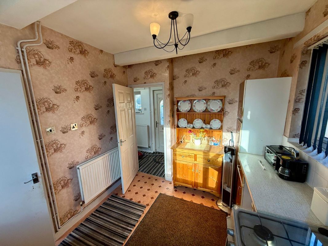 142 Clarence Road, Bilston, WV14 6PG