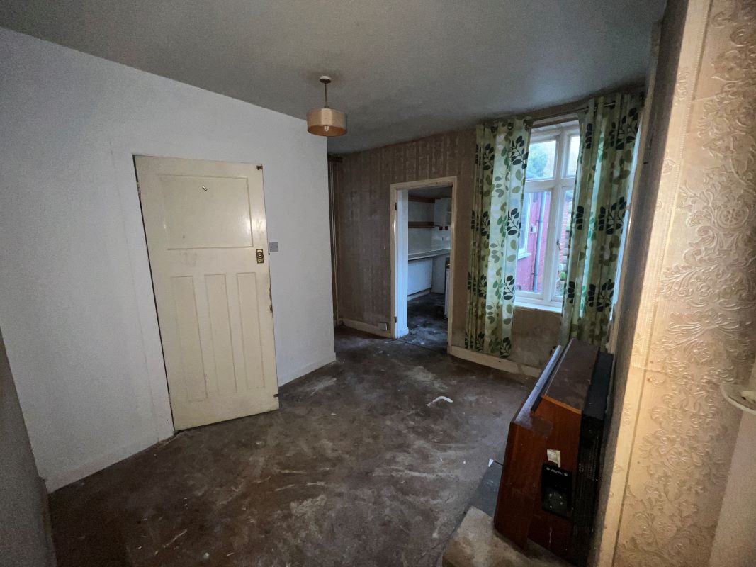 3 bedroom semi detached house in Kidderminster