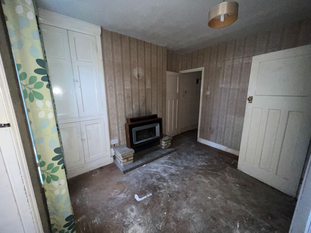 3 bedroom semi detached house in Kidderminster