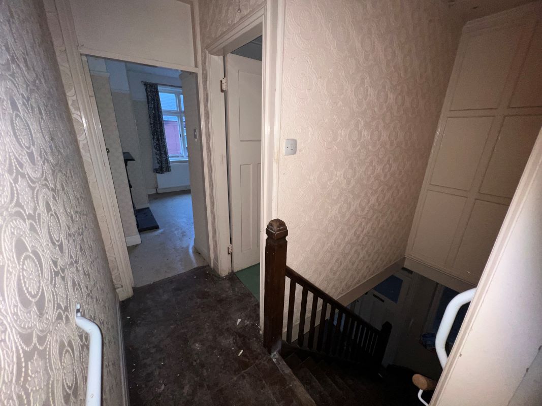 3 bedroom semi detached house in Kidderminster