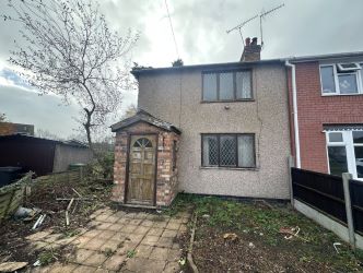 2 bedroom end terraced property in Bedworth