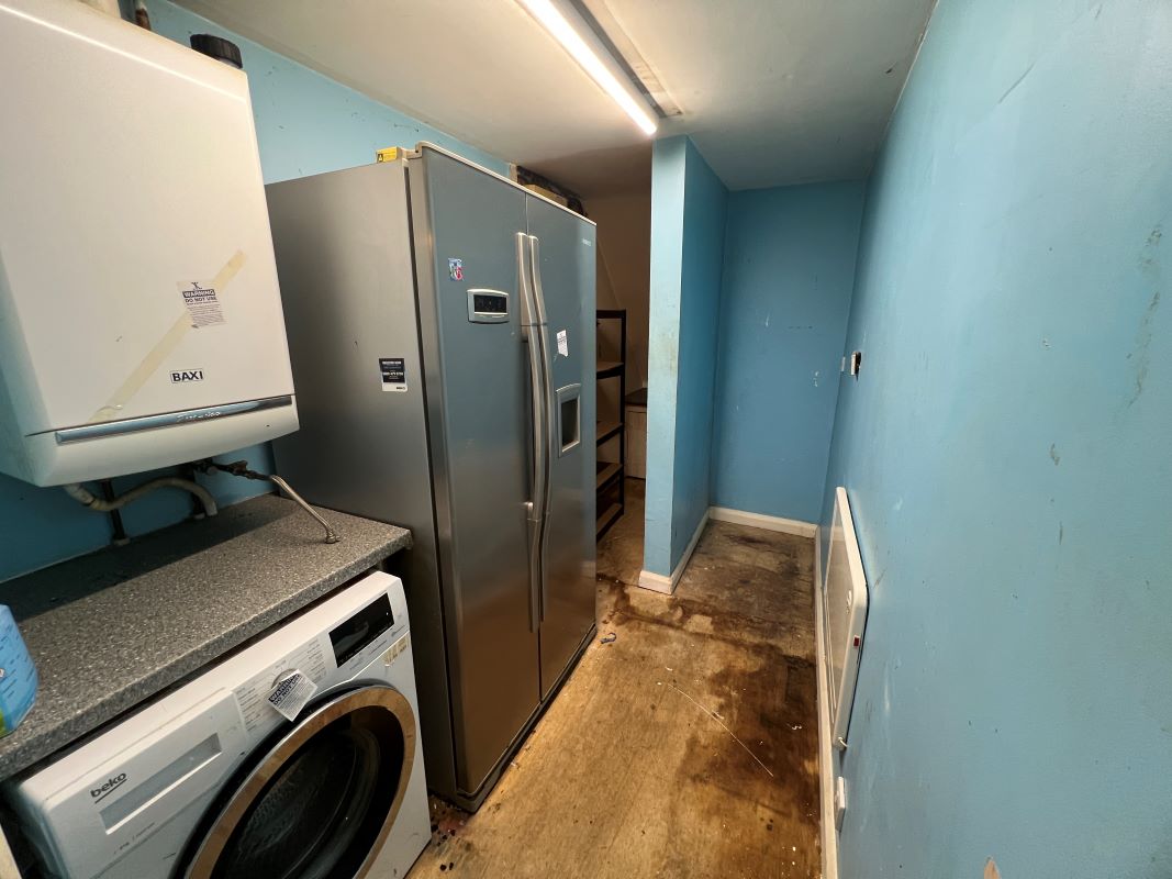 3 bedroom mid terraced house in Erdington