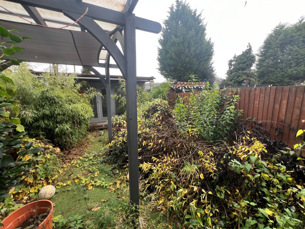 3 bedroom mid terraced house in Erdington