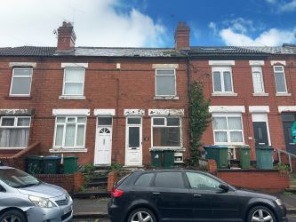 2 bedroom mid terraced house in Coventry