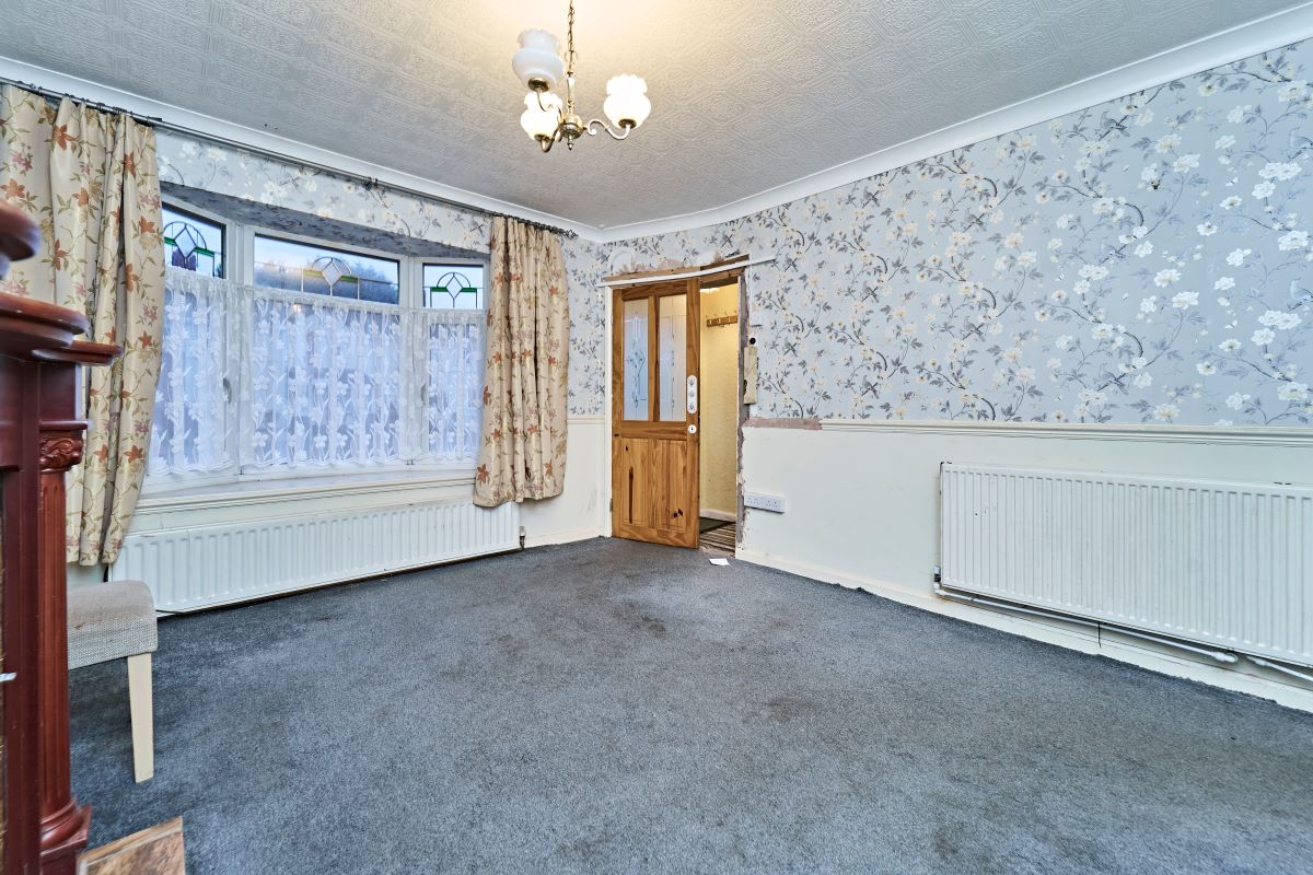 2 bedroom mid terraced property in Wolverhampton