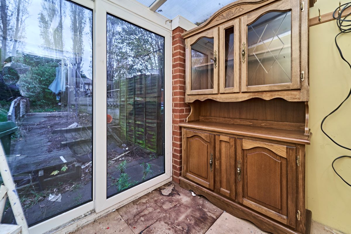 2 bedroom mid terraced property in Wolverhampton