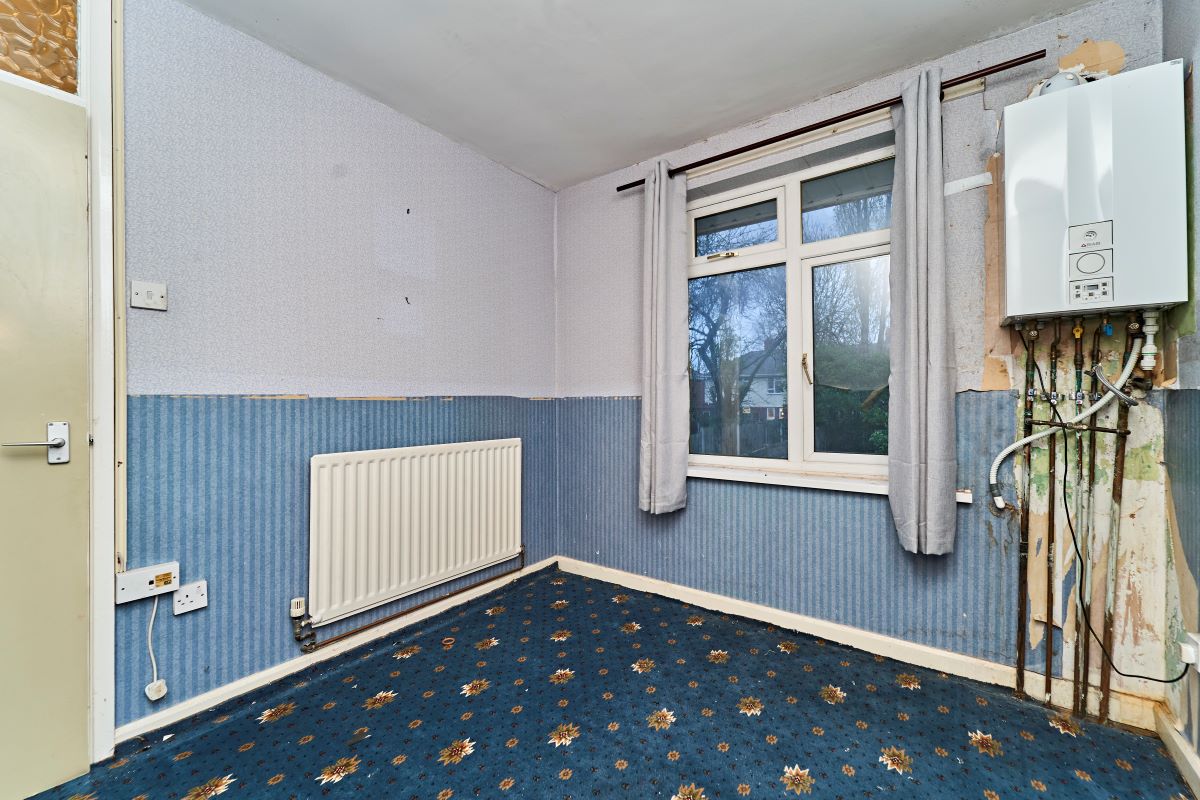 2 bedroom mid terraced property in Wolverhampton