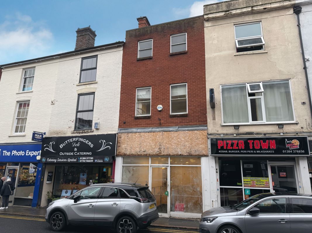 A vacant and spacious retail unit within Stourbridge town centre