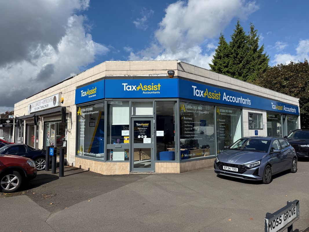 Freehold commercial investment in Kingswinford