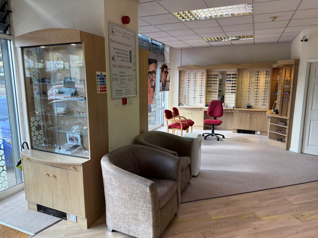 Freehold commercial investment in Kingswinford