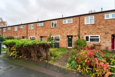 A 3 bedroom mid terraced property in Walsall