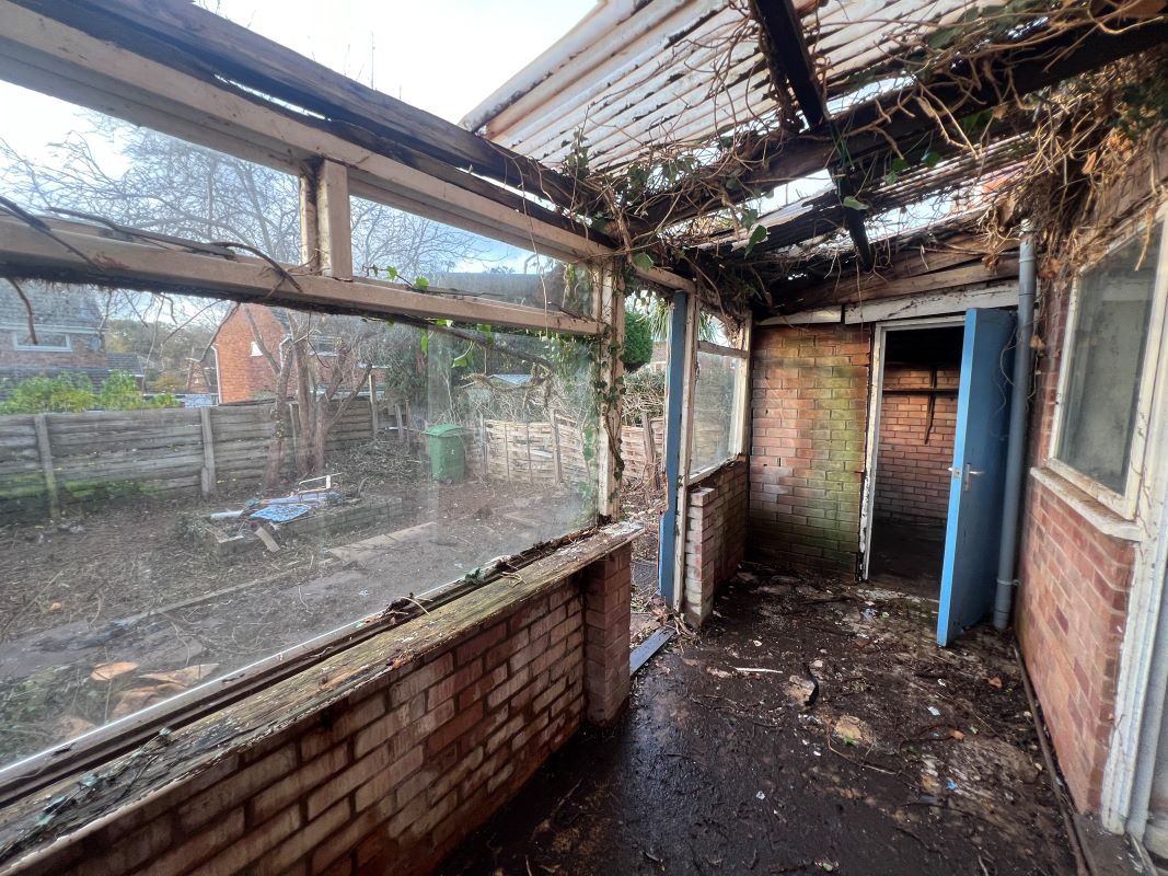 A 3 bedroom semi detached property in Telford