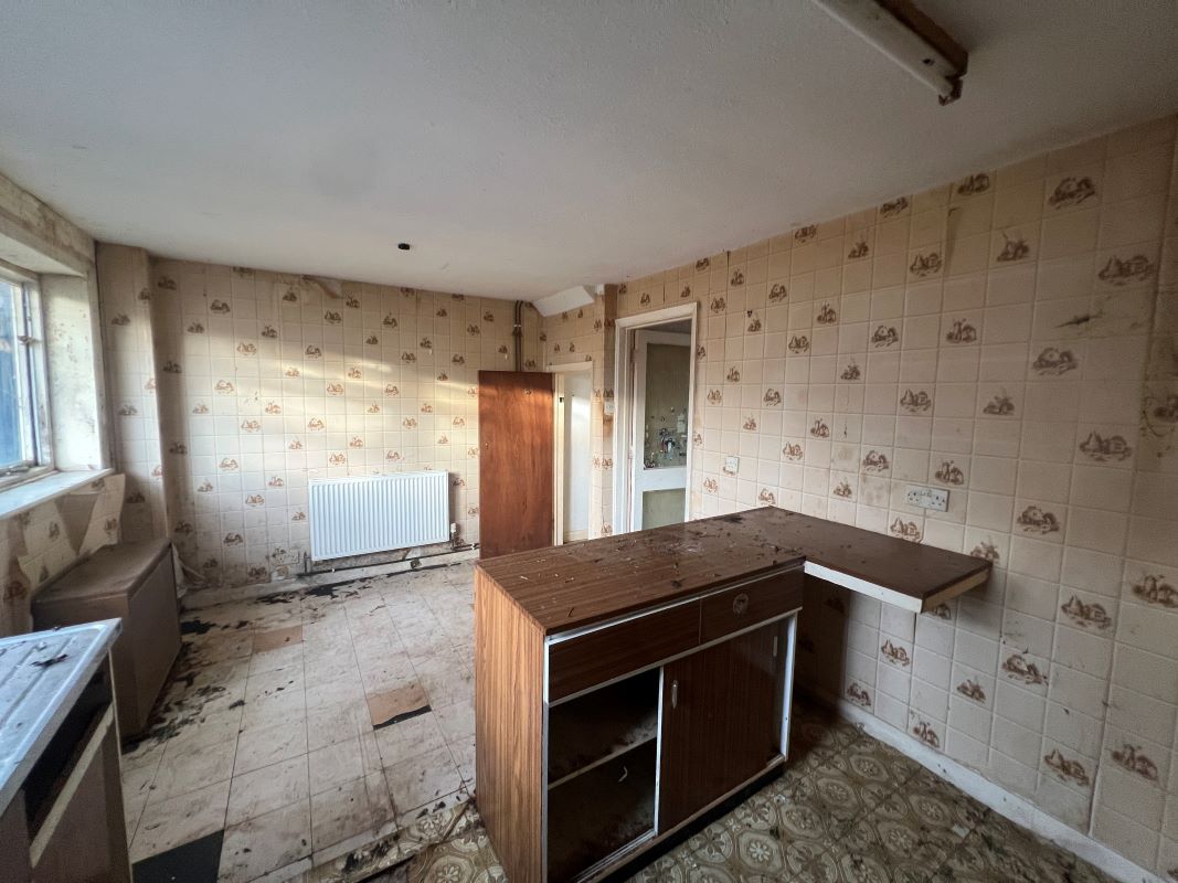 A 3 bedroom semi detached property in Telford