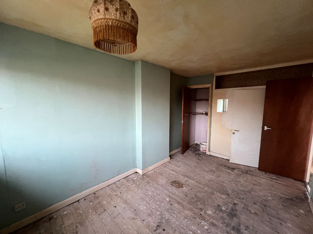 A 3 bedroom semi detached property in Telford