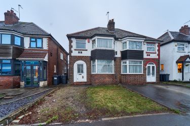 3 bedroom semi detached property in Erdington