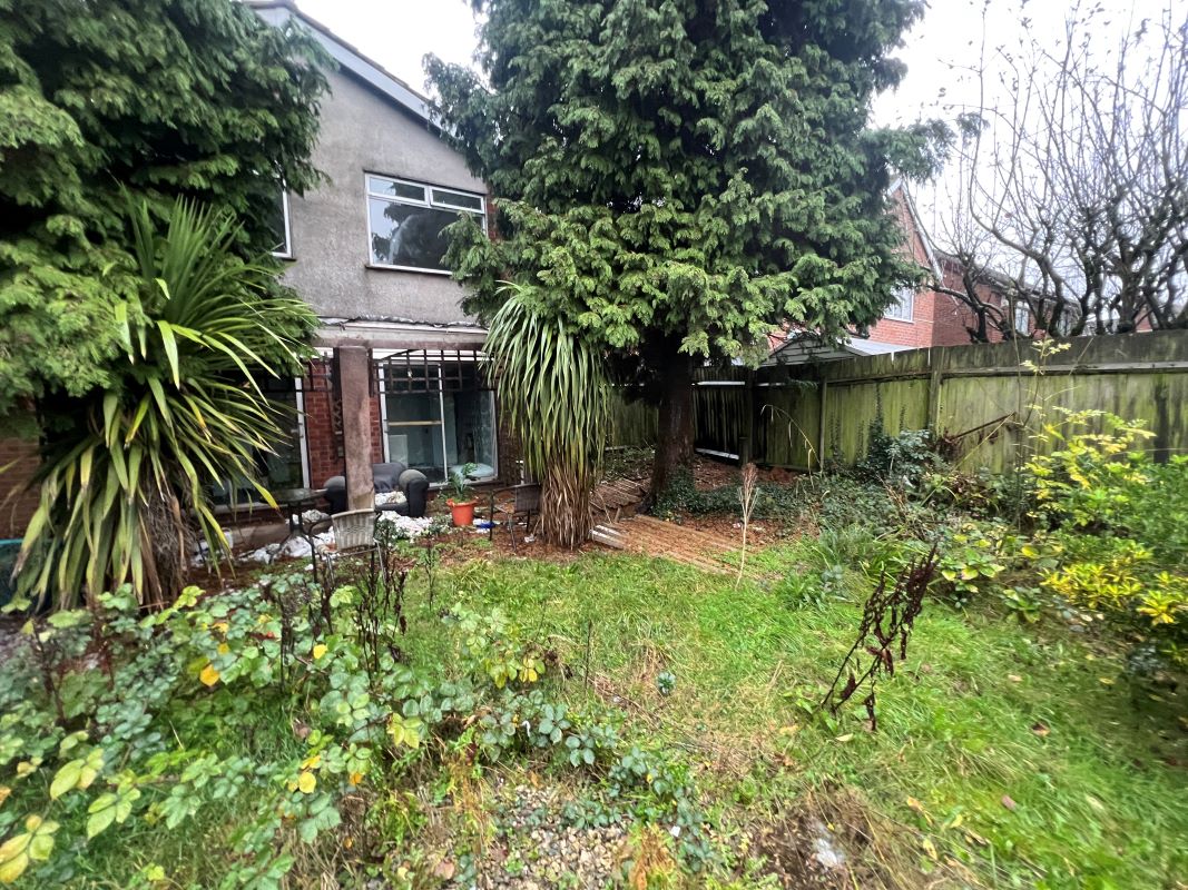 3 bedroom detached house in Walsall