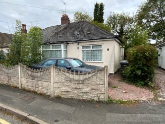 2 bedroom semi detached bungalow in Wolverhampton