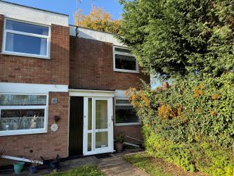 2 bedroom property in Hall Green