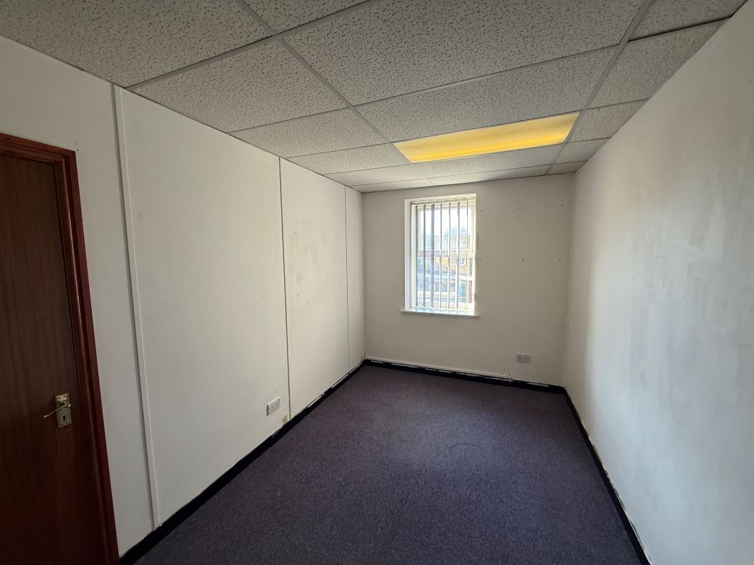 Former market hall with offices above and a single retail unit in Sedgley