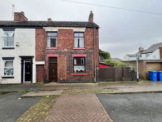 3 bedroom end terraced property in Stoke on Trent