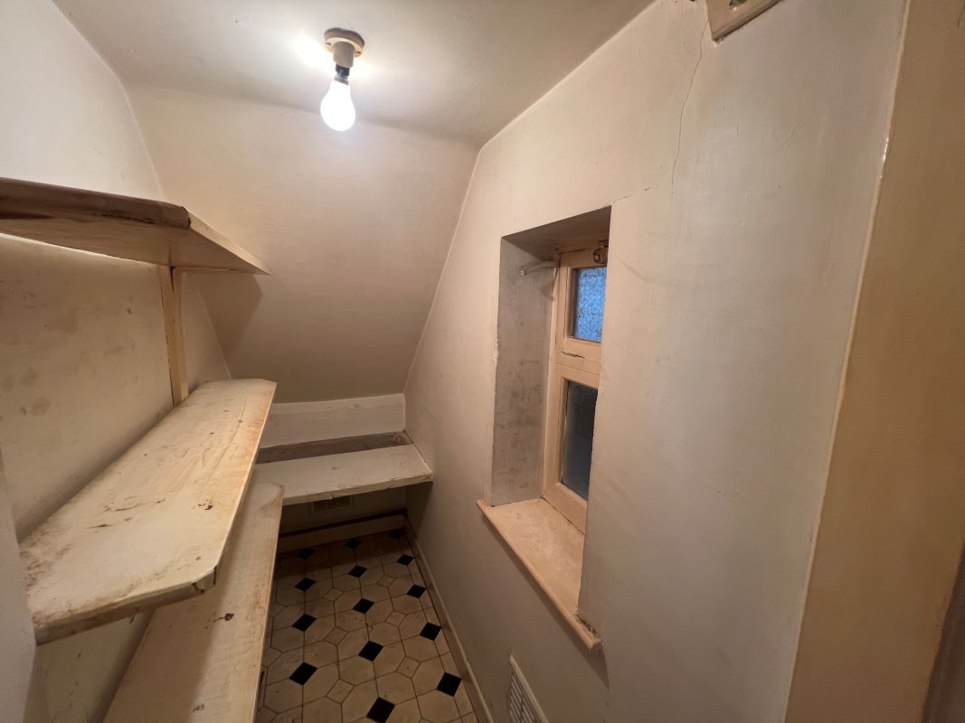 9 Kipling Avenue, Bilston, WV14 9PX