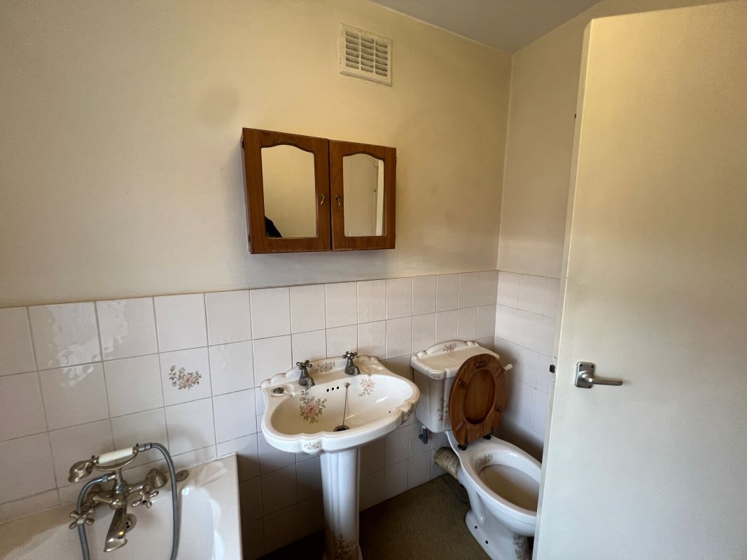 9 Kipling Avenue, Bilston, WV14 9PX