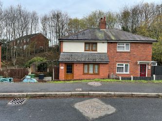 3 bedroom semi detached house in Dudley
