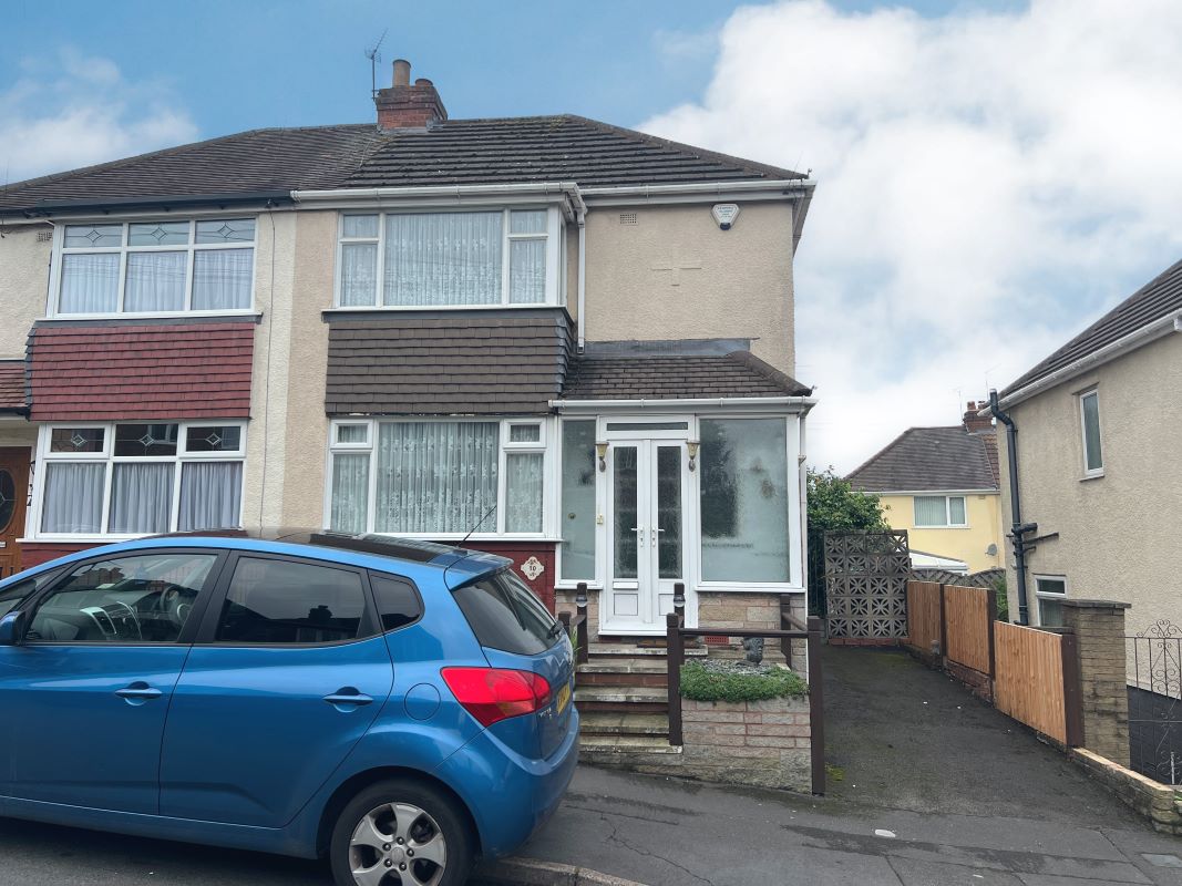 3 bedroom semi detached property in West Bromwich 