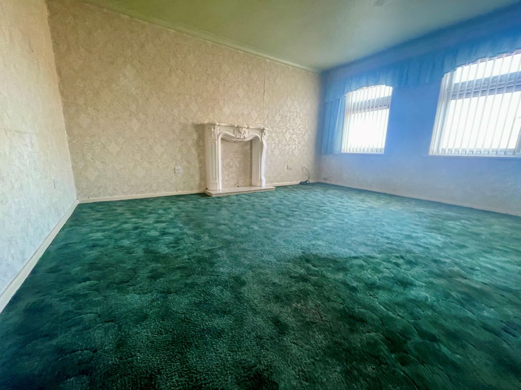 18 Lydbrook Covert, Kings Norton, Birmingham, B38 9TB