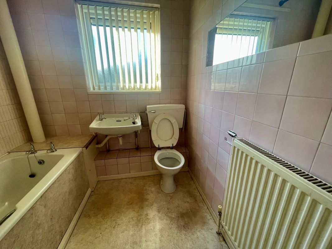 18 Lydbrook Covert, Kings Norton, Birmingham, B38 9TB