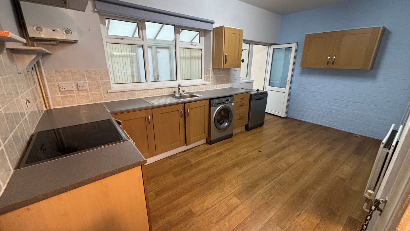 22 Beckton Avenue, Stoke-on-Trent, ST6 6ET